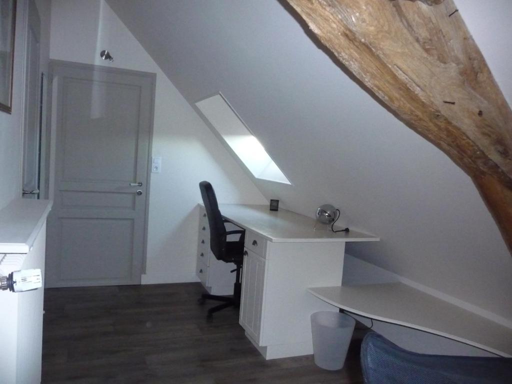 La Maison D'A Cote Bed & Breakfast Alençon Rom bilde